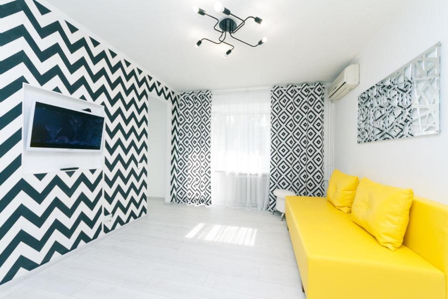 Flat 24 On Lesi Ukrainki 12 With 1 Bedroom キエフ エクステリア 写真